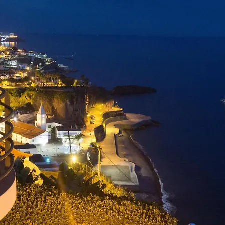 The Atlantic Ocean View 公寓