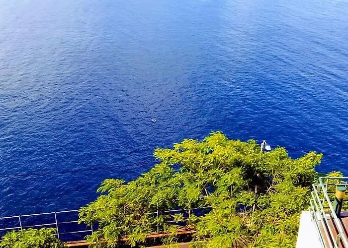 Апартаменты The Atlantic Ocean View Камара-де-Лобуш